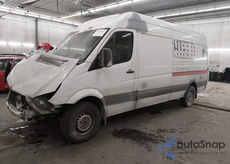 2015 Mercedes-Benz Sprinter 2500 High Roof z USA, uszkodzony, nr VIN WD3PE8DC4F5991258